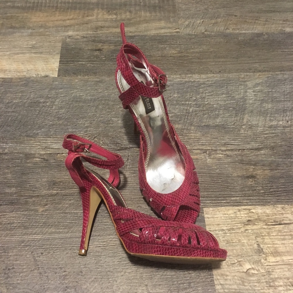 White House Black Market heels